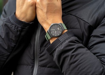 Junghans_Bild_Funk_SolarBUckVXHU5HZOa_800x800.jpg